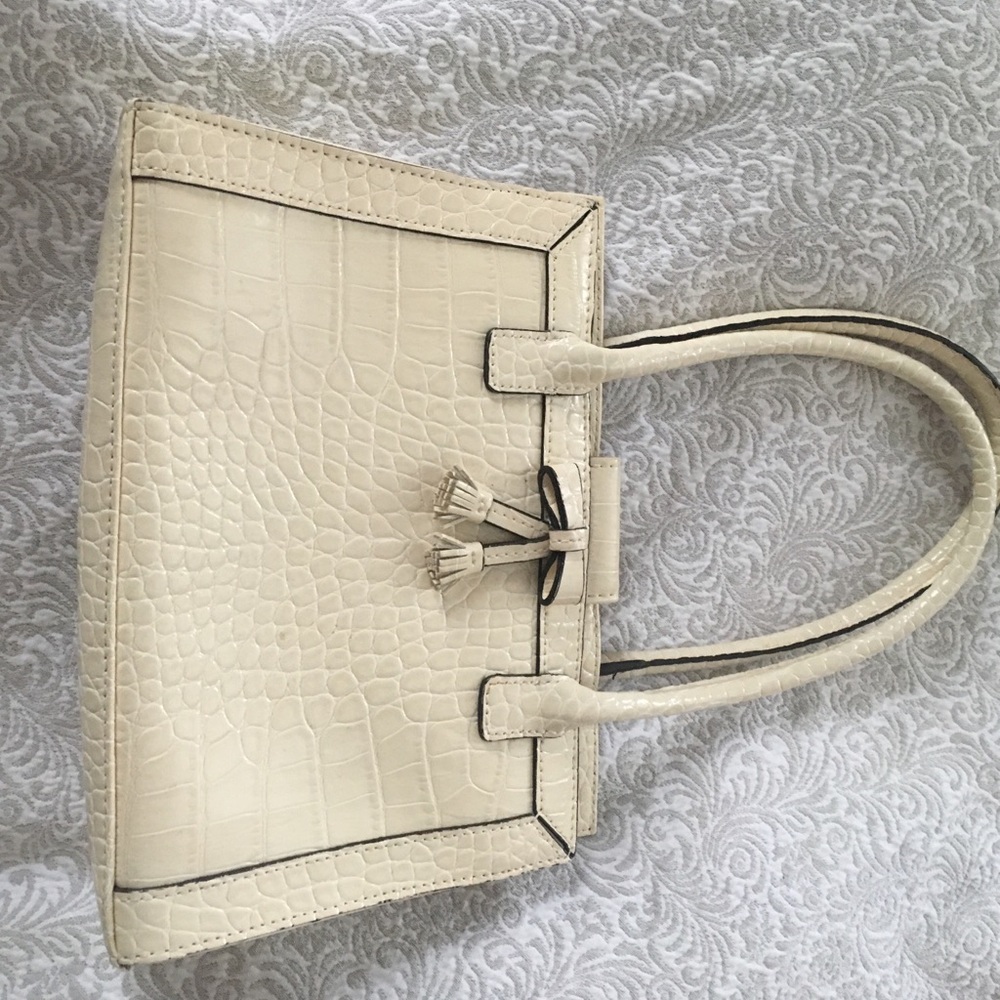 Cream Purse, Liz Claiborne, Small